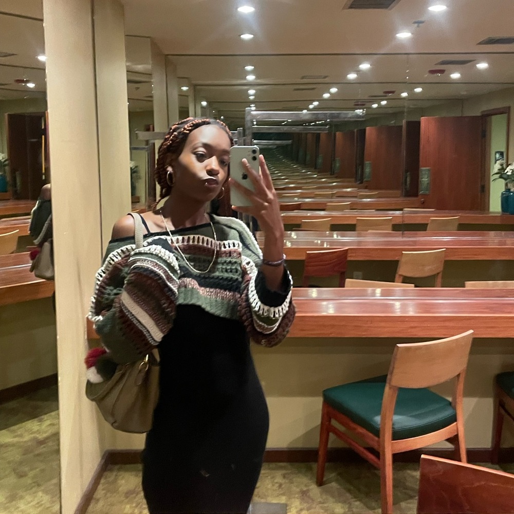 Meet your Posher, Leilani